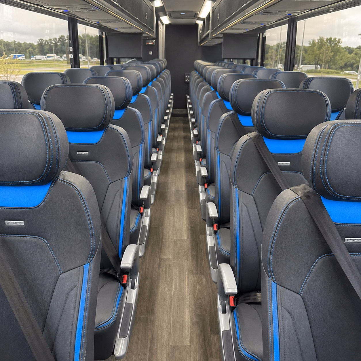 charter bus rentals for arlington weddings