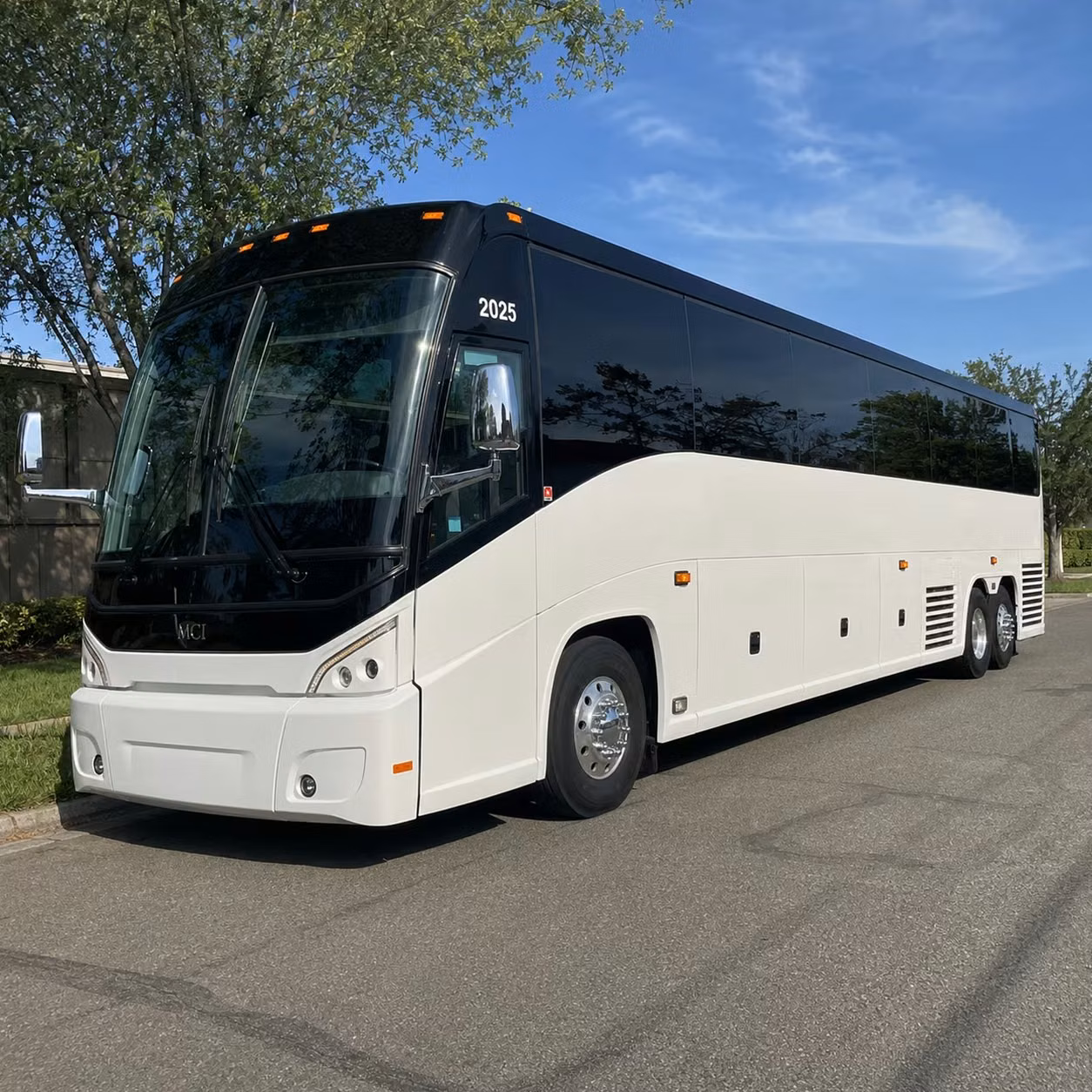 shuttle transfers between nas fort worth jrb and arlington hotels