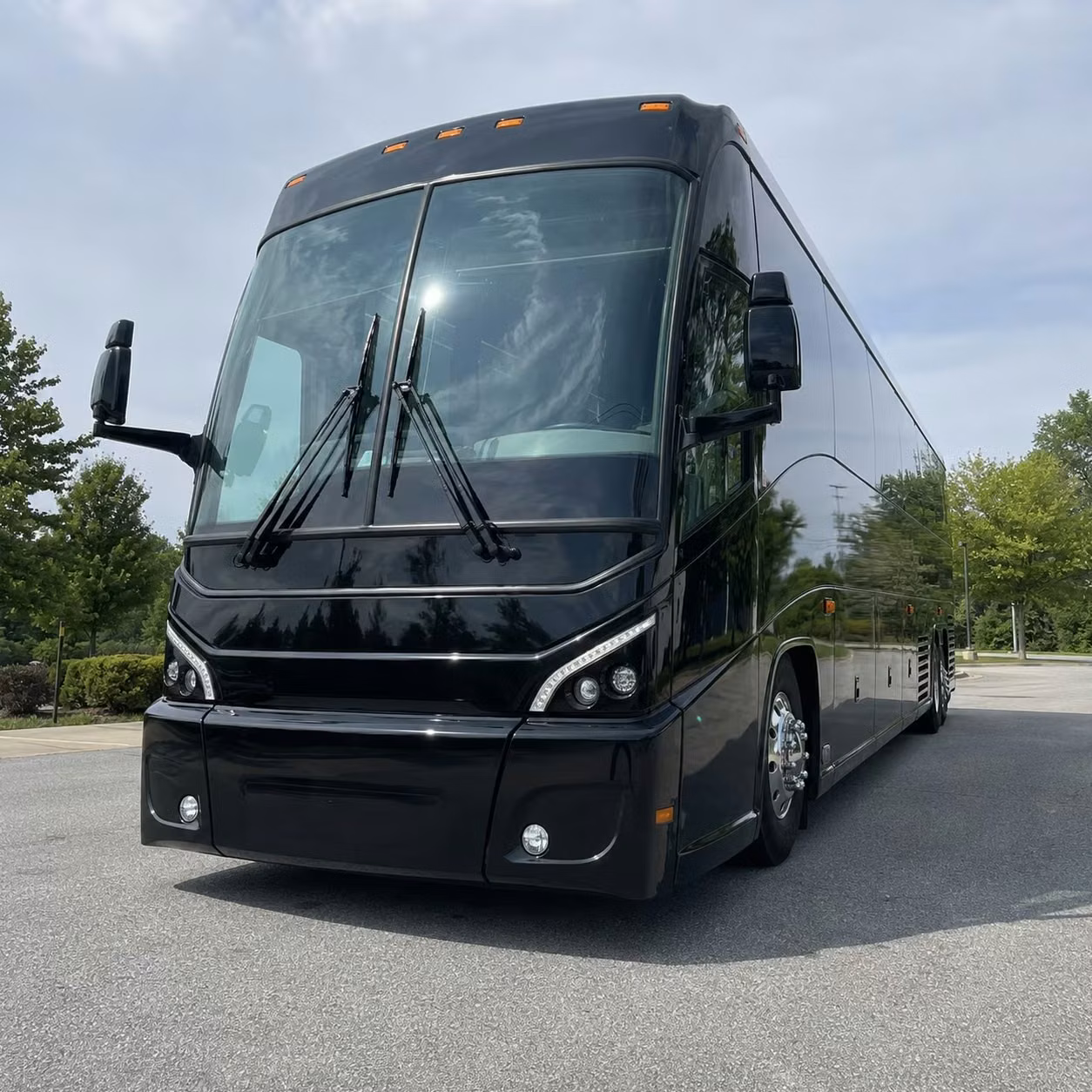 why arlington employers are switching to private employee shuttle services right now